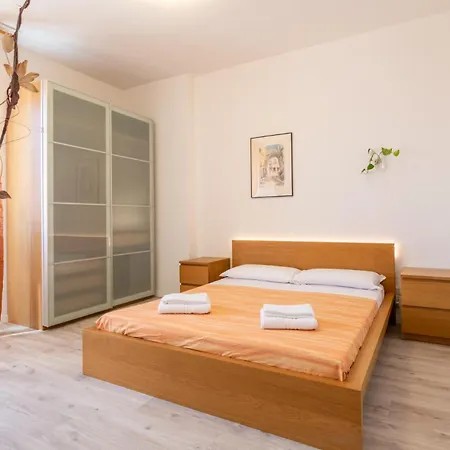 Appartement Surf Sound B Flat By Pleiades