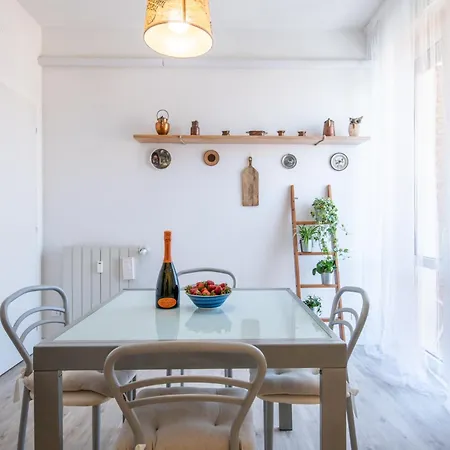 Appartement Surf Sound B Flat By Pleiades Livorno