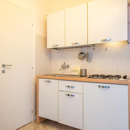 Appartement Surf Sound B Flat By Pleiades *